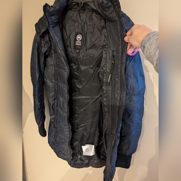Canada Goose Ellison Packable Down Coat - Picture 14 of 16